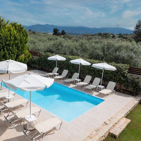 Villa Lucas Melidhónion エクステリア 写真
